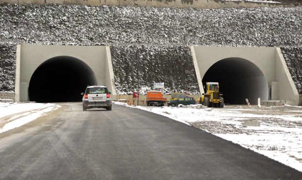 ОБИЛАЗНИЦА ОКО ДИМИТРОВГРАДА: Осам километара граде седам година